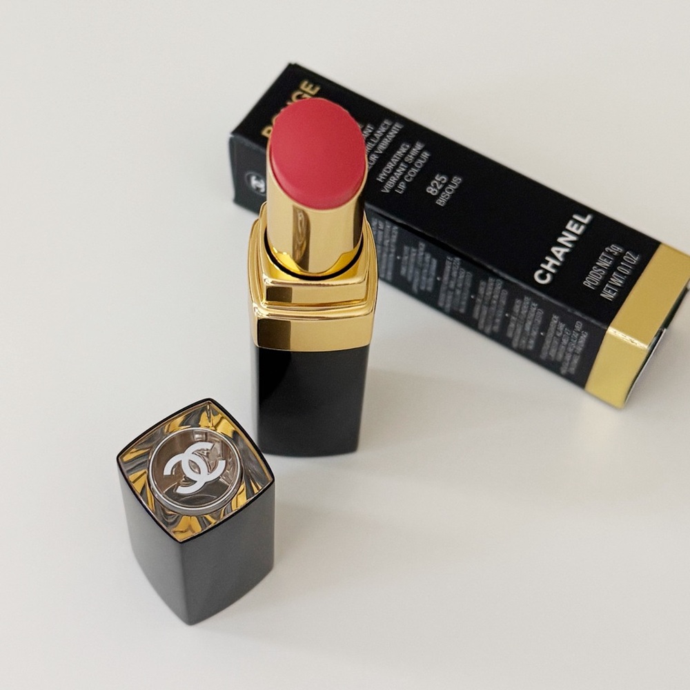 NWT Chanel Rouge Coco Flash Hydrating Vibrant Shine Lip Colour, 825 Bisous